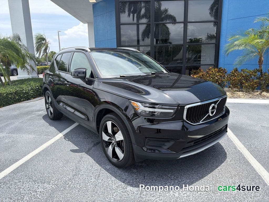 2020 Volvo Xc40 Momentum