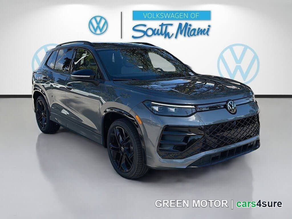 2026 VOLKSWAGEN Tiguan SE R-Line Black